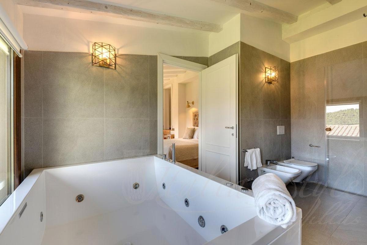Villa Il Tinaio Panzano in Chianti ภายนอก รูปภาพ